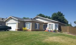 Pre-foreclosure in  S GREEN ST Tehachapi, CA 93561