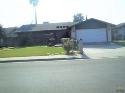 Pre-foreclosure in  HAHN AVE Bakersfield, CA 93309