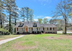 Pre-foreclosure in  HOLT RD NE Marietta, GA 30068