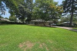 Pre-foreclosure in  NORTHSIDE RD Perry, GA 31069