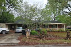 Pre-foreclosure in  SARAH DR Warner Robins, GA 31093