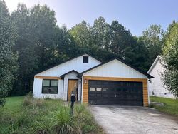 Pre-foreclosure in  LATCHWOOD DR Lithonia, GA 30038