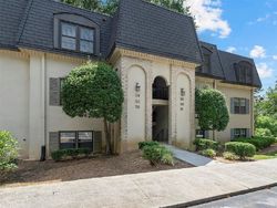 Pre-foreclosure in  ELYSIAN WAY NW Atlanta, GA 30327