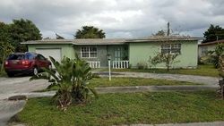 Pre-foreclosure in  NW 14TH PL Fort Lauderdale, FL 33313