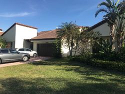 Pre-foreclosure in  GOLF POINTE CIR Fort Lauderdale, FL 33321