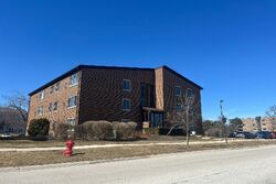 Pre-foreclosure in  PERRIE DR  Elk Grove Village, IL 60007