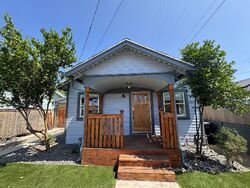 Pre-foreclosure in  MARMION WAY Los Angeles, CA 90042