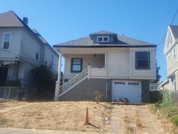 Pre-foreclosure in  26TH AVE Oakland, CA 94601