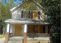 Pre-foreclosure in  E 128TH ST Cleveland, OH 44120