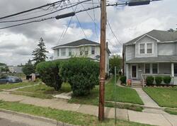 Pre-foreclosure in  BRIDGEBORO ST Riverside, NJ 08075