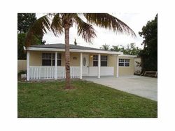 Pre-foreclosure in  SW 24TH ST Hollywood, FL 33023