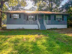 Pre-foreclosure in  WATSON CARROLL DR Bonifay, FL 32425