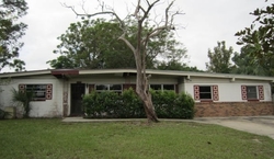 Pre-foreclosure in  LACONIA RD Orlando, FL 32808