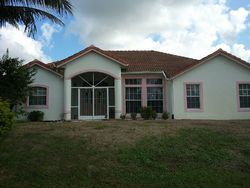 Pre-foreclosure in  SW PLANTATION TER Port Saint Lucie, FL 34953