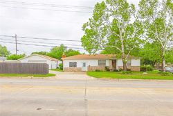 Pre-foreclosure in  W VANDAMENT AVE Yukon, OK 73099