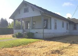 Pre-foreclosure in  W IDA ST Stayton, OR 97383