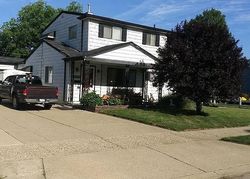 Pre-foreclosure in  GRABAR SQ Warren, MI 48089