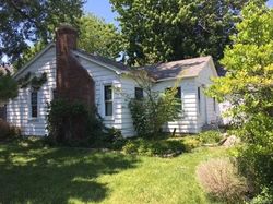 Pre-foreclosure in  CONGER BAY DR Harrison Township, MI 48045