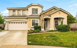 Pre-foreclosure in  SHADOWROCK WAY Elk Grove, CA 95624