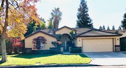 Pre-foreclosure in  W PINEDALE AVE Fresno, CA 93722