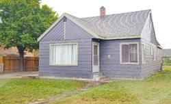 Pre-foreclosure in  N 10TH ST Sunnyside, WA 98944