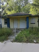 Pre-foreclosure in  MCCONIHE ST Jacksonville, FL 32209