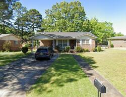 Pre-foreclosure in  WENONAH DR SW Birmingham, AL 35211