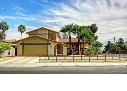 Pre-foreclosure in  ANNIE OAKLEY DR Las Vegas, NV 89120