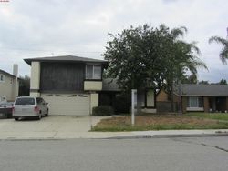 Pre-foreclosure in  S QUAKER RIDGE PL Ontario, CA 91761