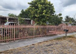 Pre-foreclosure in  NW 140TH ST Miami, FL 33168