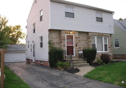 Pre-foreclosure in  JOSEPH ST Maple Heights, OH 44137