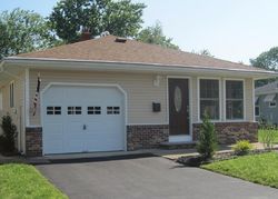 Pre-foreclosure in  CURACAO ST Toms River, NJ 08757