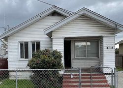 Pre-foreclosure in  70TH AVE Oakland, CA 94621