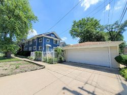  S 4th Ave, Maywood IL