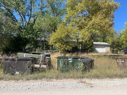 Pre-foreclosure in  APPLEYARD RD Wamego, KS 66547