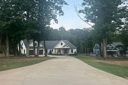 Pre-foreclosure in  LEE LAWING RD Lincolnton, NC 28092