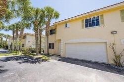 Pre-foreclosure in  SE 2ND ST Deerfield Beach, FL 33441