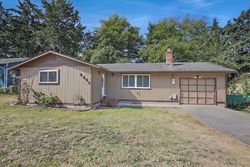 Pre-foreclosure in  RHODODENDRON DR Oak Harbor, WA 98277