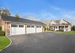 Pre-foreclosure in  N SEA RD Southampton, NY 11968