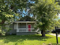 Pre-foreclosure in  MAIN ST Griffin, GA 30223