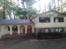 Pre-foreclosure in  VALPARISO CIR Decatur, GA 30034