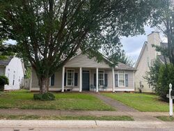 Pre-foreclosure in  LAFAYETTE SQ Mcdonough, GA 30252