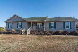 Pre-foreclosure in  TAFT DR Chesnee, SC 29323