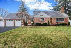 Pre-foreclosure in  MONATON DR Huntington Station, NY 11746