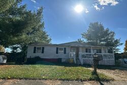 Pre-foreclosure in  E 3RD ST Berwick, PA 18603