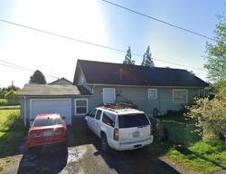 Pre-foreclosure in  BAY AVE Aberdeen, WA 98520