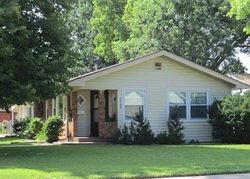 Pre-foreclosure in  W LOUISE ST Grand Island, NE 68803