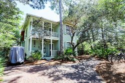 Pre-foreclosure in  BRAMBLE LN Santa Rosa Beach, FL 32459