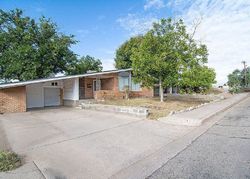 Pre-foreclosure in  LEES DR Las Cruces, NM 88001