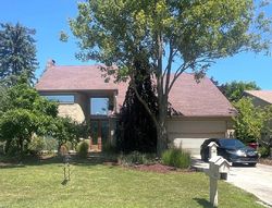 Pre-foreclosure in  AUTUMN RIDGE DR West Bloomfield, MI 48323